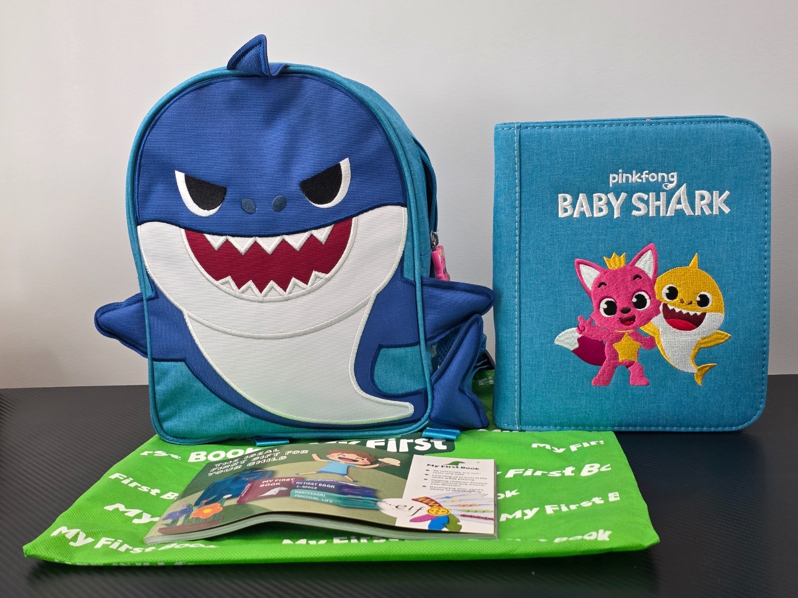 Elf Culture Pink Fog My First Book Baby Shark Fabric & Activity Book *Opened