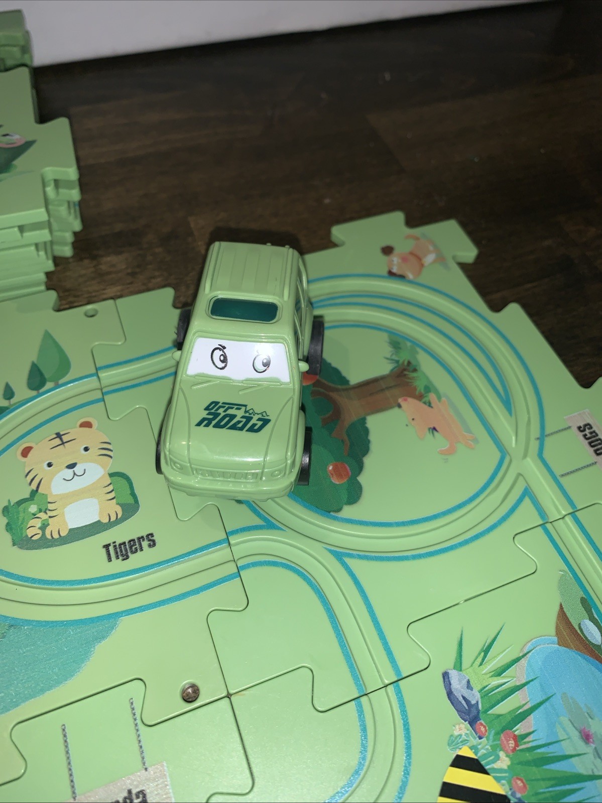 Rail Car Puzzle Game, Cute Car And Floor Puzzle Mat Set,15-piece Dinosaur theme