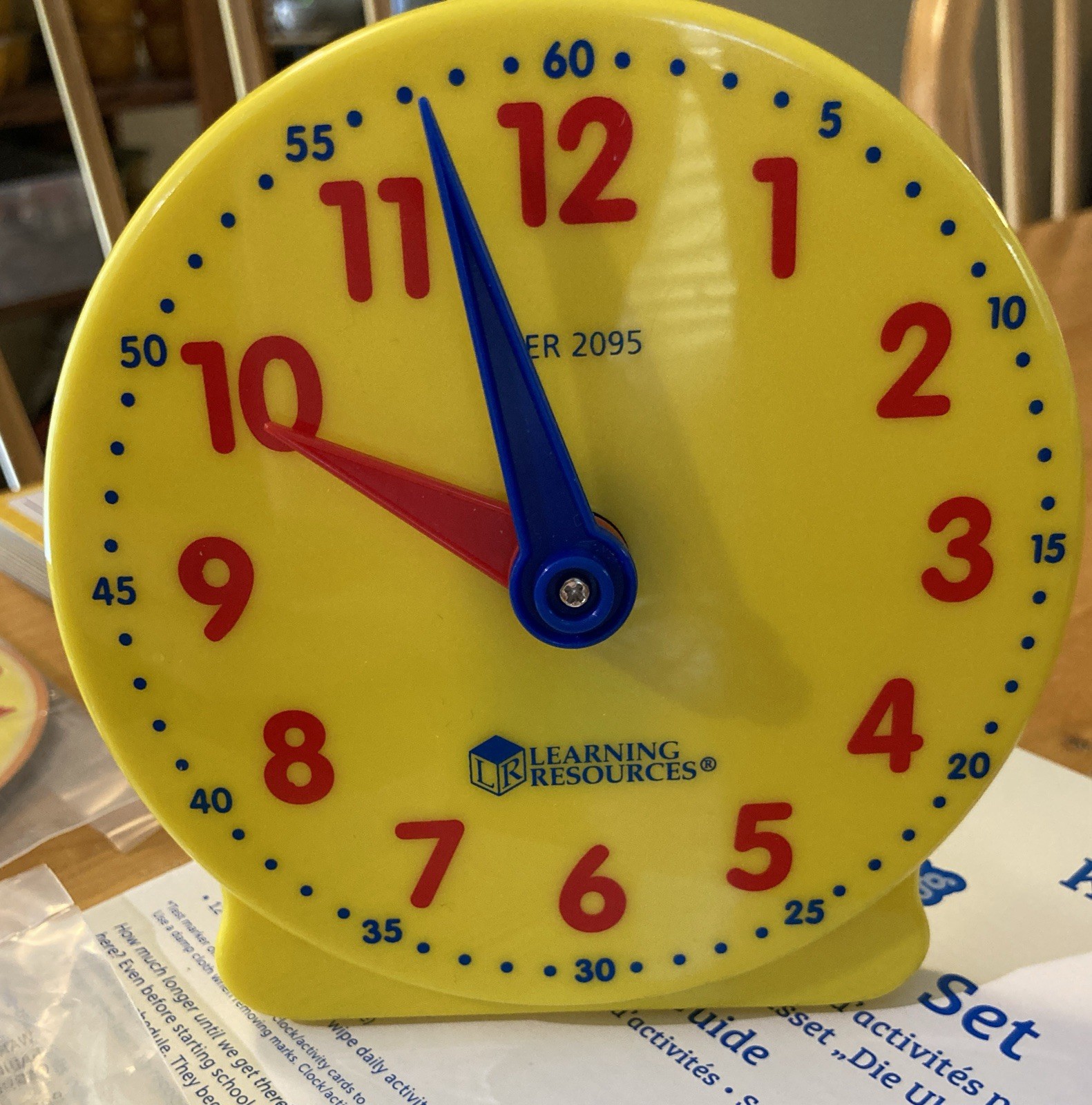 Learning Resources Time Activity Set Learn to Tell Time Toy for Kids