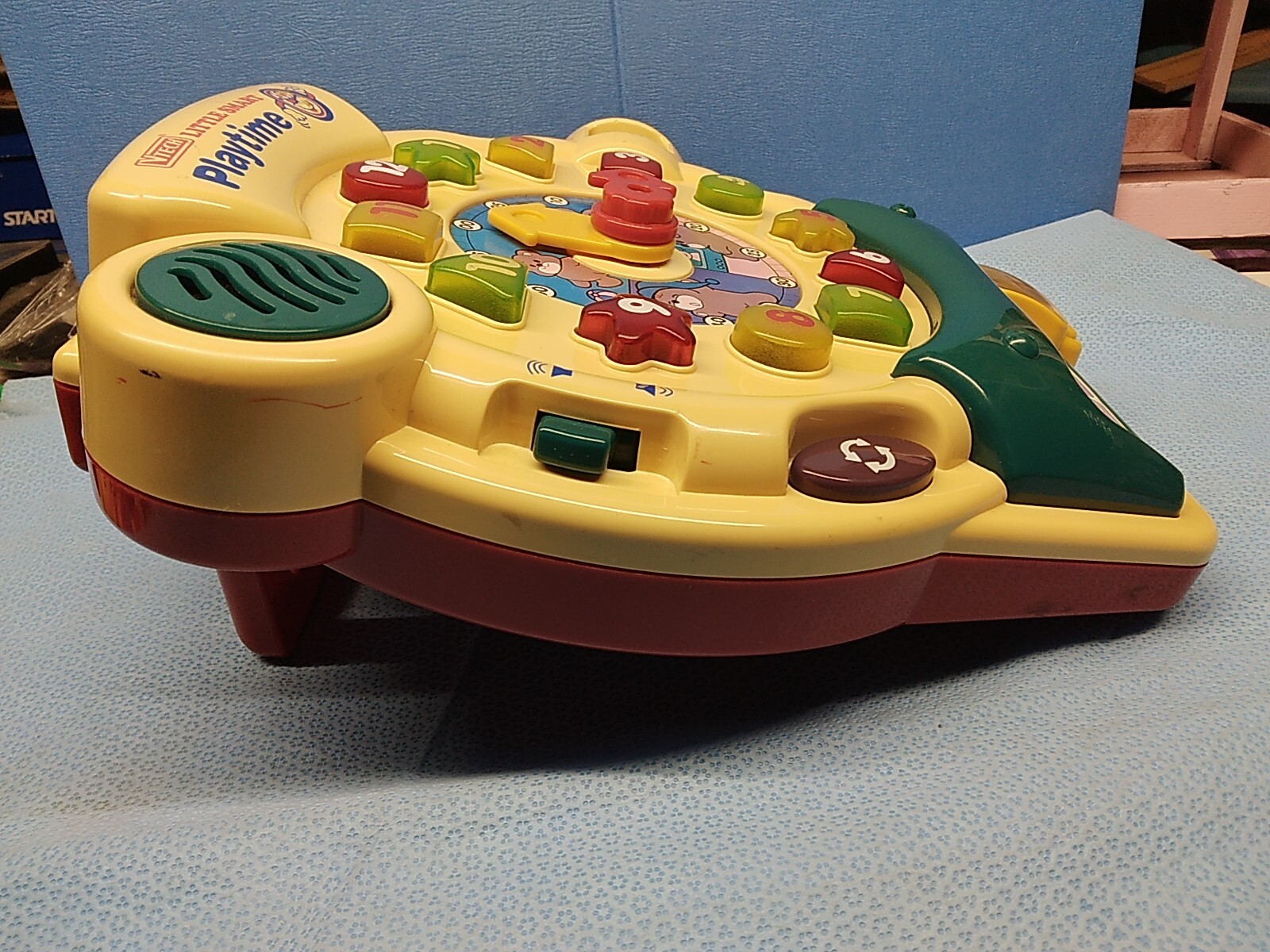 VTech LITTLE SMART PLAYTIME – VINTAGE 10 Educational Activities Numbers Shapes