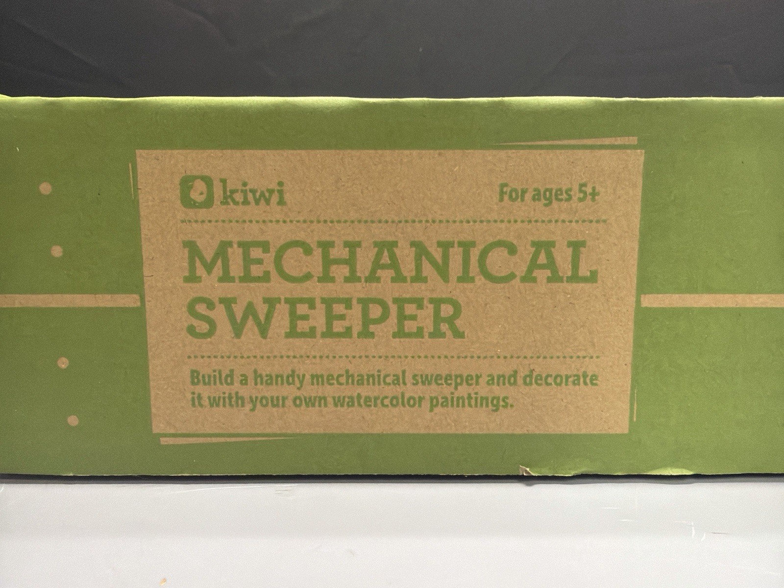 KiwiCo Mechanical Sweeper STEM Kit Kids Craft Builds Set Ages 5+ Open Box