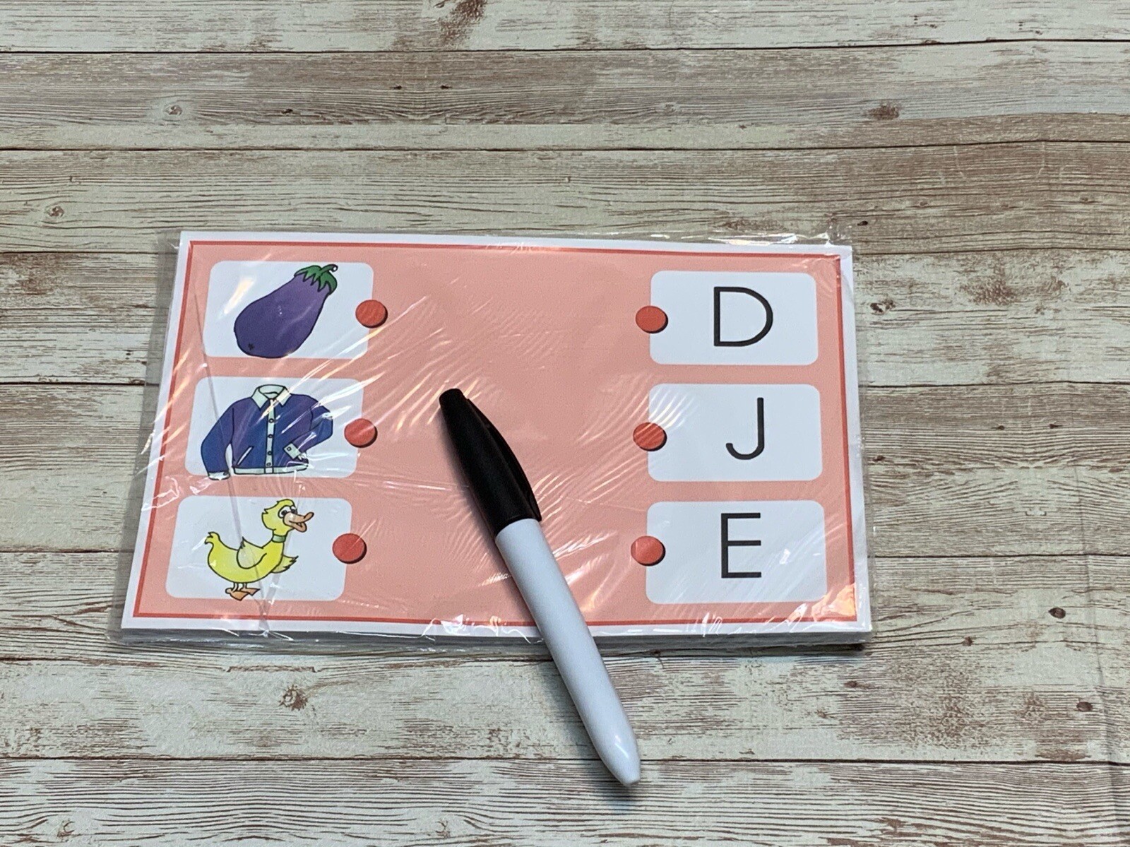 Write & Wipe Activity Set – Phonics Beginning Sounds – Learning Center