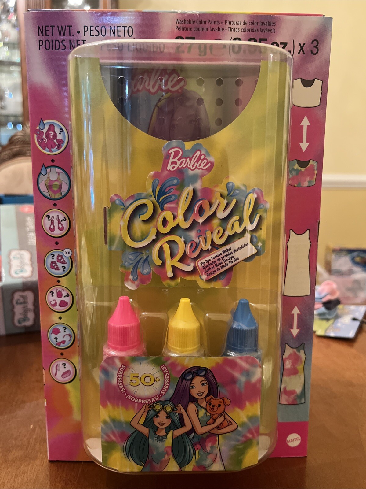 Barbie Doll Color Reveal Gift Set, Tie-Dye Fashion Maker with 2 Barbie Dolls