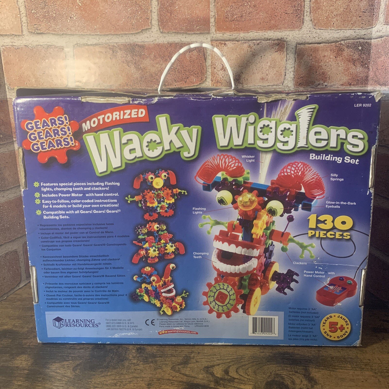 COMPLETE Wacky Wigglers 127pc Buliding Set Motorized WORK Gears Creatures Lights
