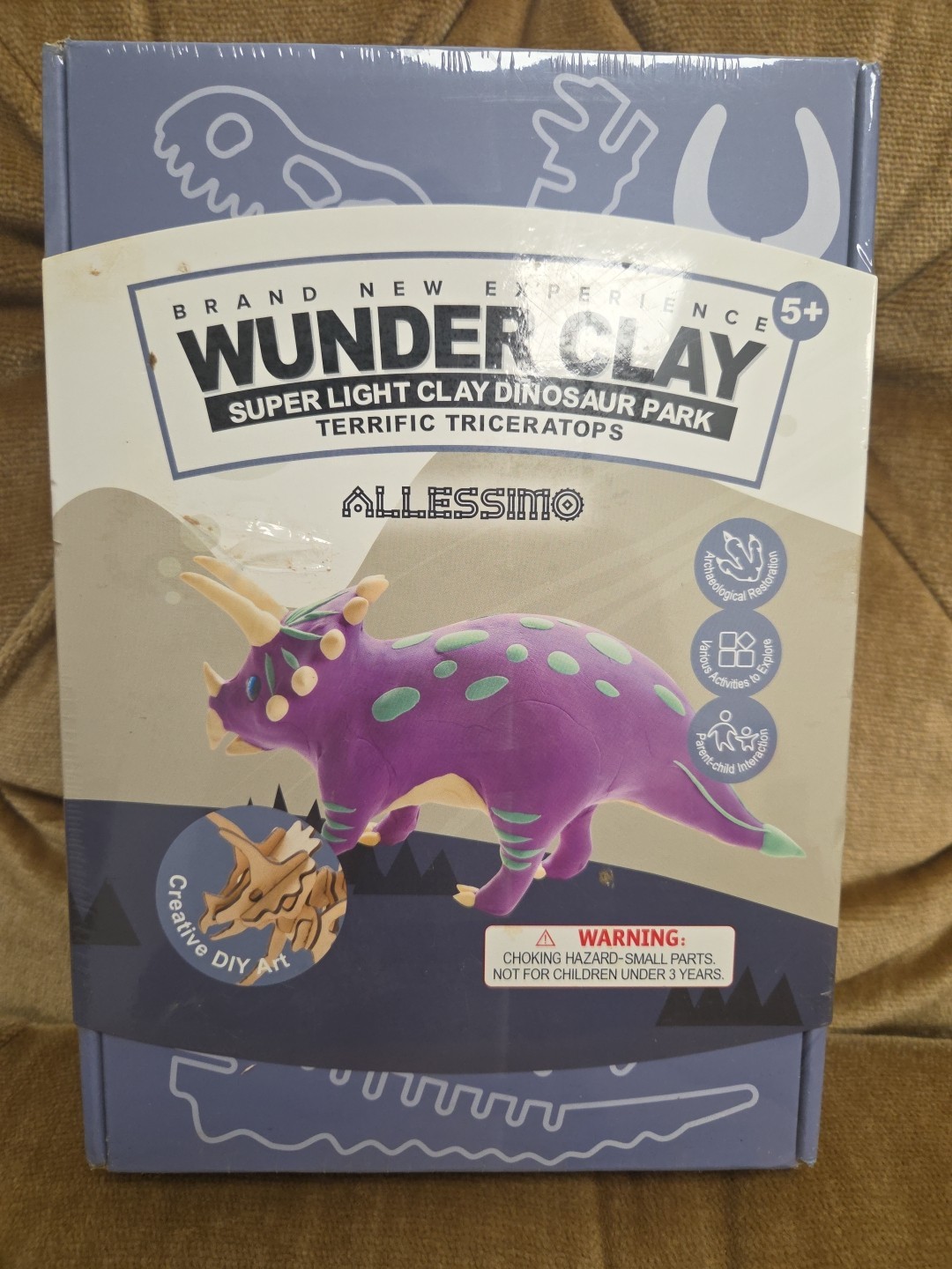 Wunder Clay Super Light Clay Allessimo Dinosaur Park Terrific Triceratops SEALED