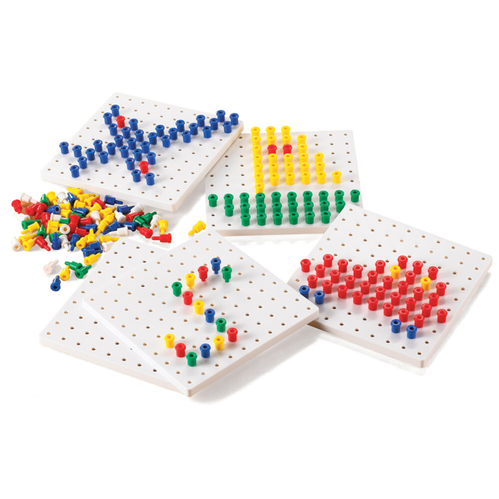 LEARNING ADVANTAGE CTU39470 Pegs And Pegboards Set