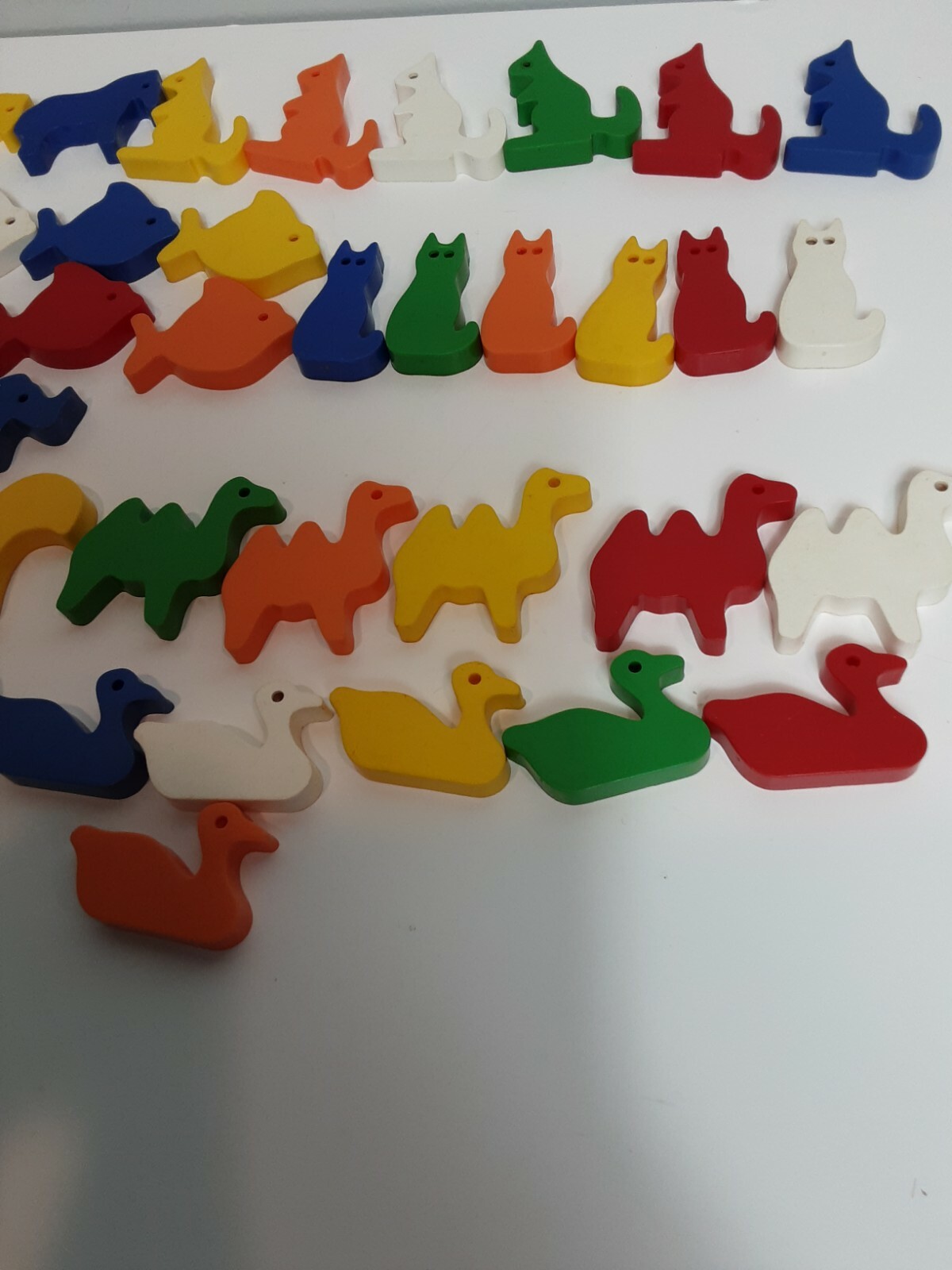 71 Plastic Colorful Animal Molds Farm Wild Learning Shapes & Colors Invicta VTG