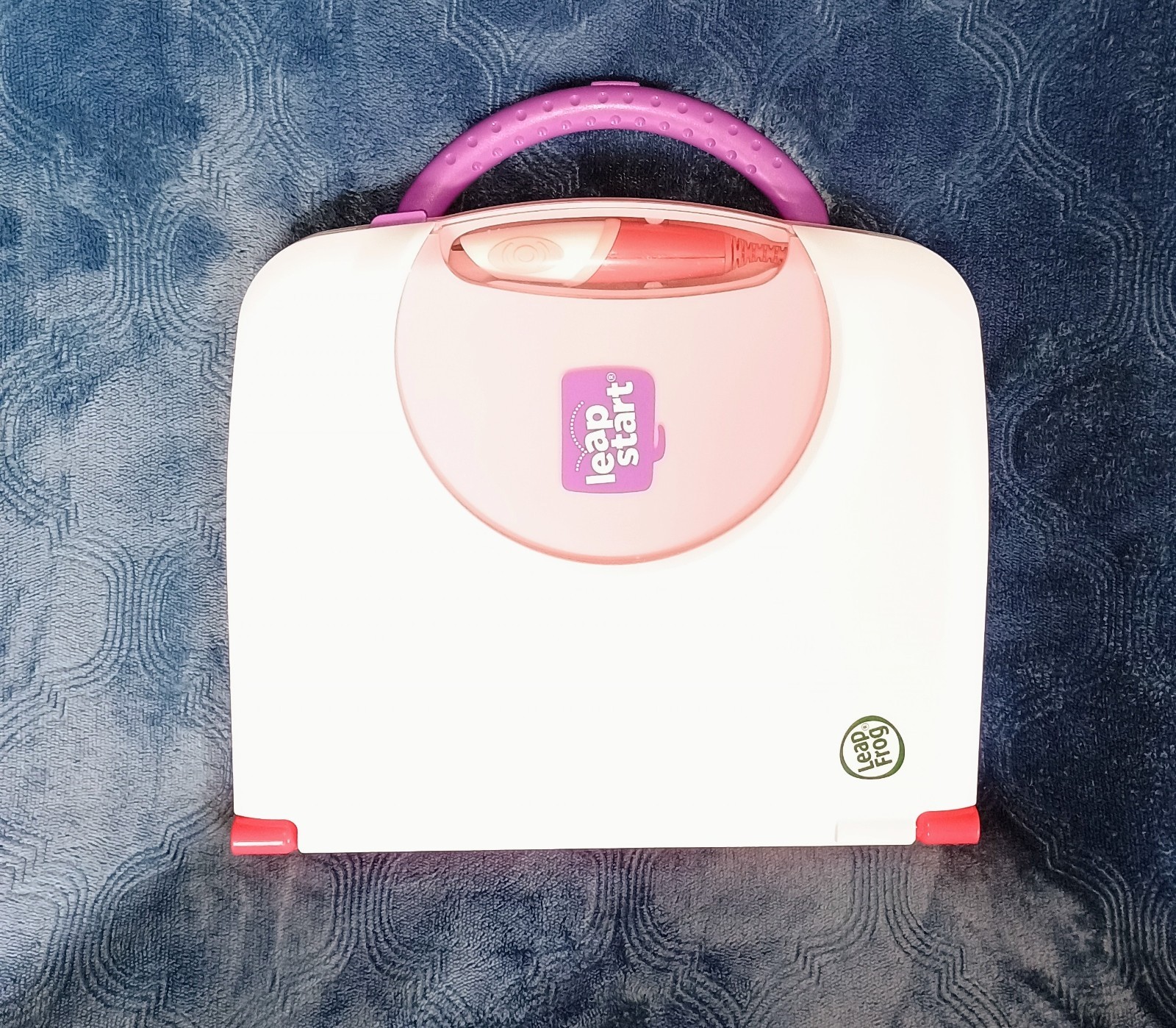 2 LeapFrog LeapStart Interactive Learning Systems with 4 books- working