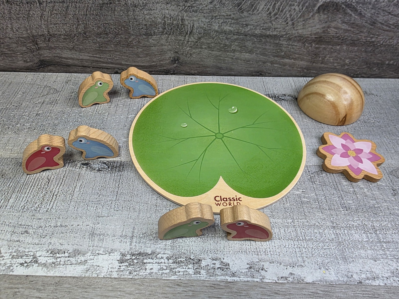 Classic World Balancing Water Lily Game Wooden Stacking Toys Montessori g62