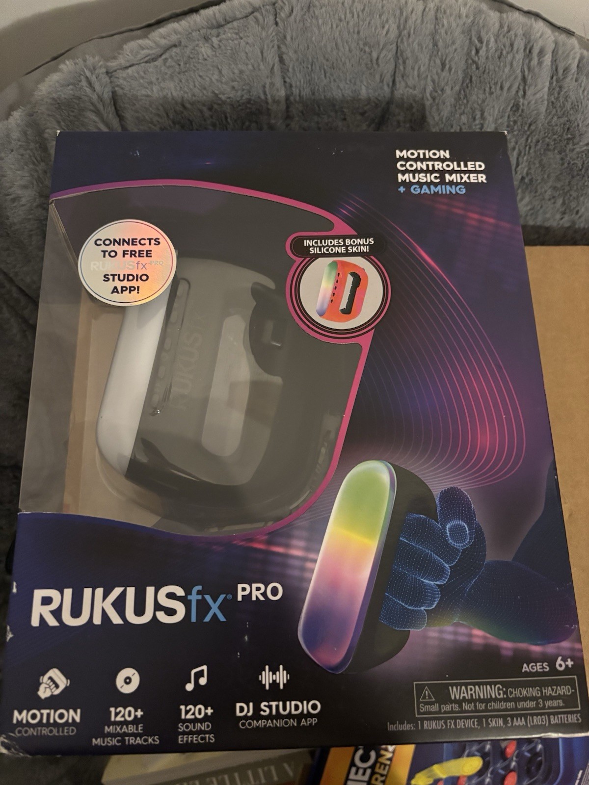RUKUSfx PRO Motion-Controlled Music Mixer & Gaming Toy w/ Bonus Song, Studio App