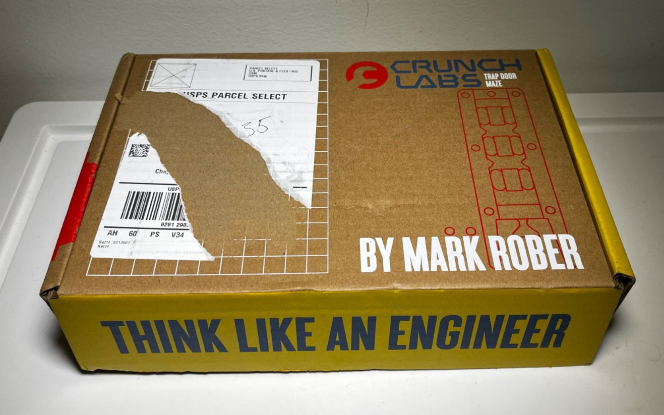 Crunch Lab’s by Mark Rober – Trap Door Maze CL-010030