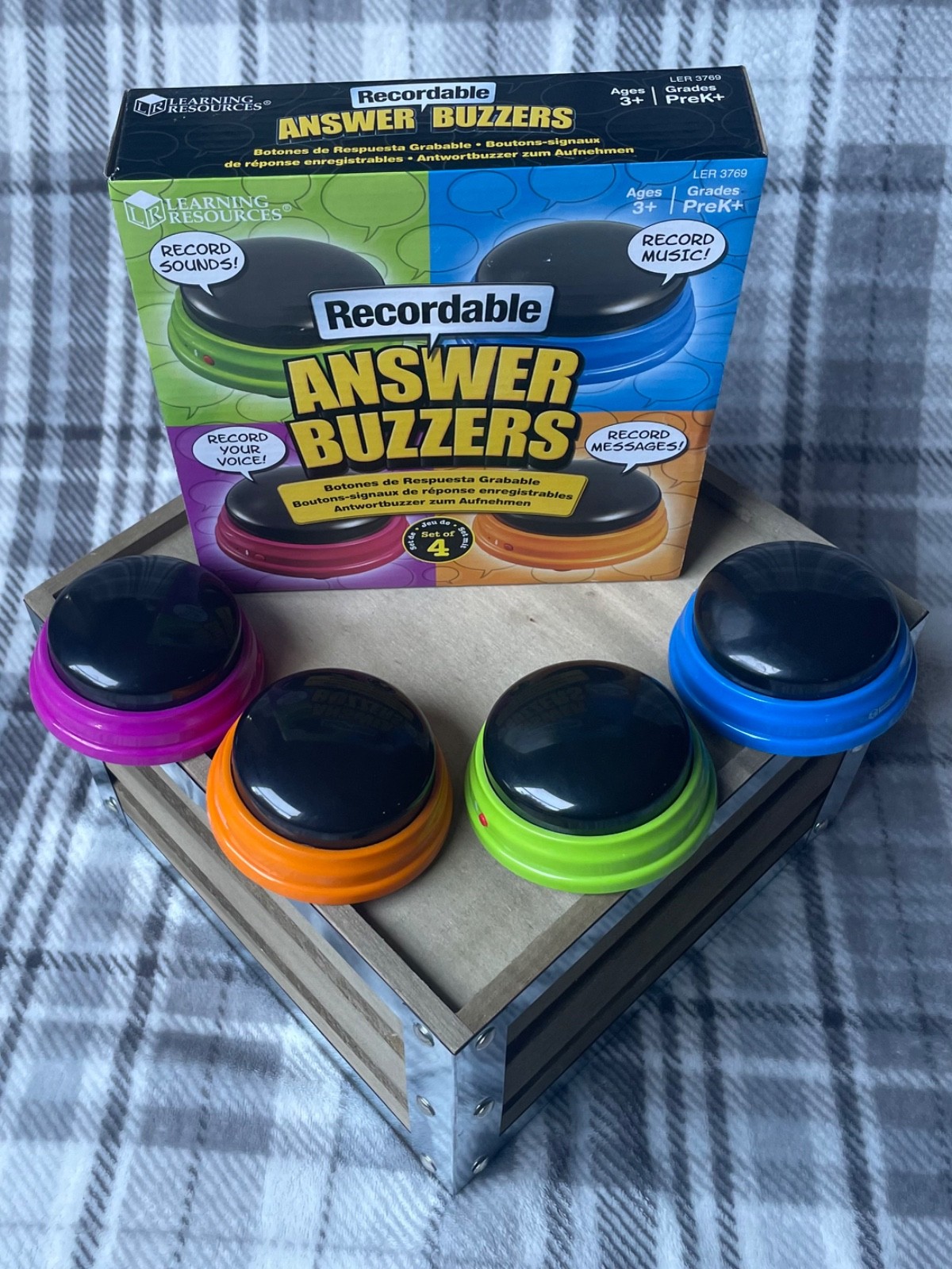 Recordable Answer Buzzers New unopened box + 4 used