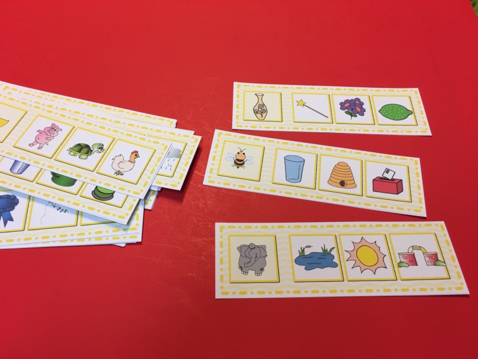 Montessori – Pre-Reading Series – WHAT GOES TOGETHER? Laminated Activity set