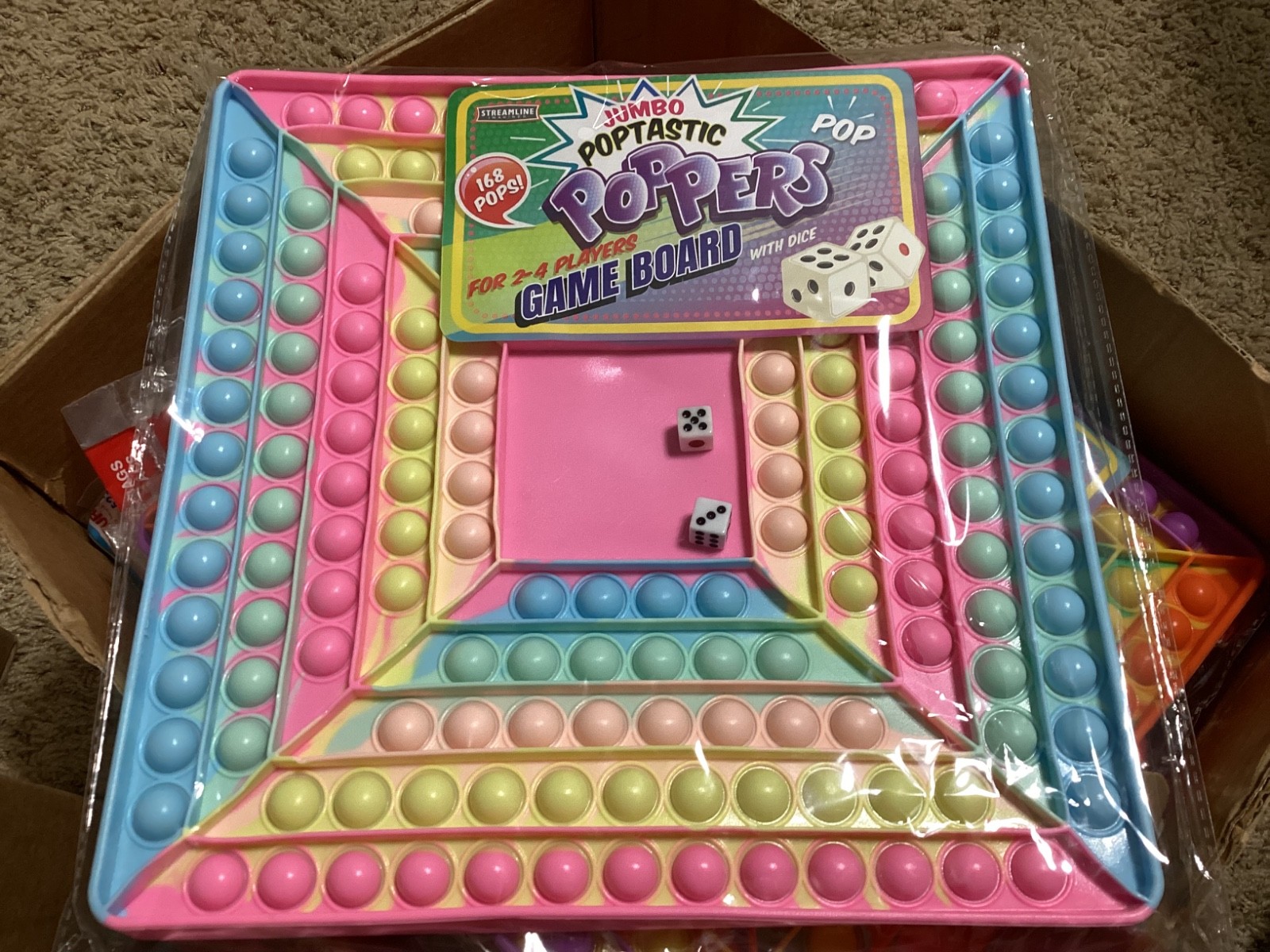 JUMBO POPTASTIC Game Board For Everyone ages 3 + 2-4 players 168 pops