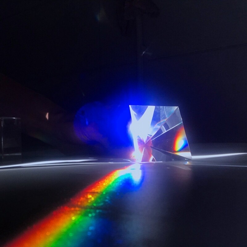 1PC Rainbow Optical Glass Crystal Pyramid Prism f Science Survey Light Spectrum