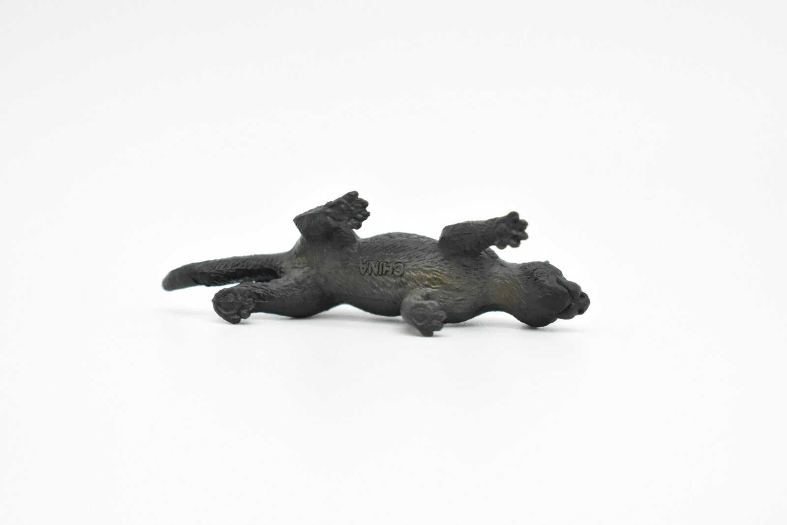 Black Panther, Very Nice Plastic Animal, 3″ CWG103 B237