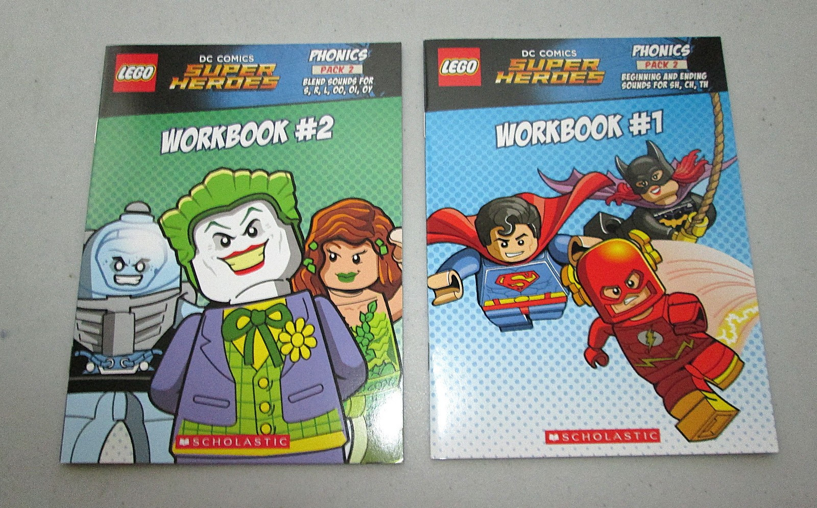 Scholastic Lego Super Heroes Phonics Pack 2 10 Books & 2 Workbooks K-1st Grade
