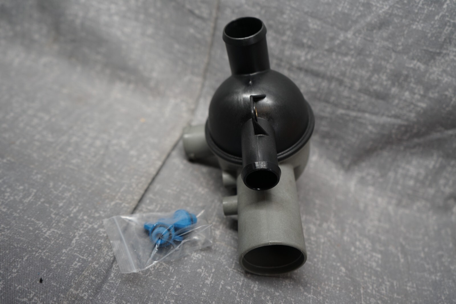 Water Drain Distribution Housings, Compatible with Mercury MerCruiser Mag 350