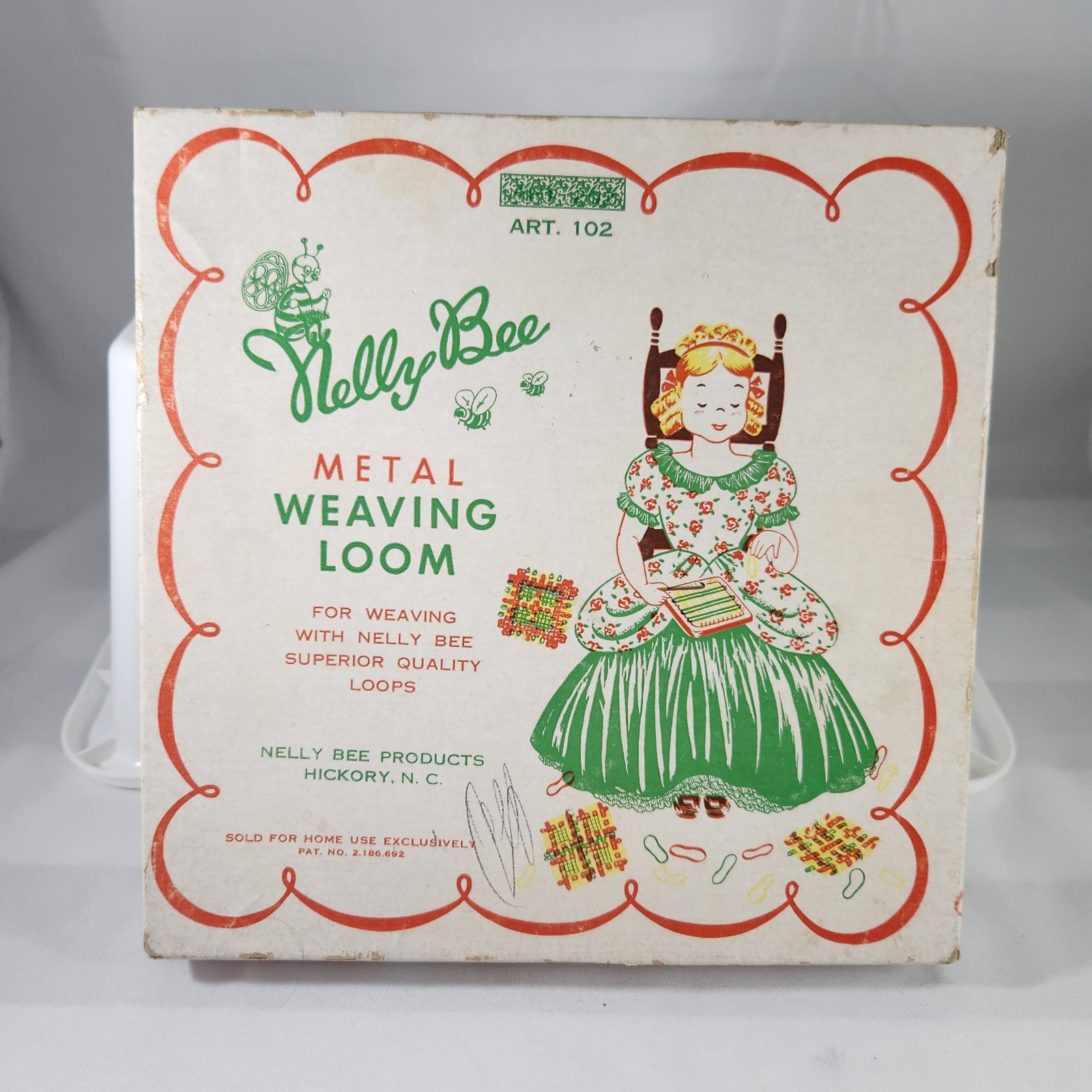 Nelly Bee Product Vintage Metal Weaving Loom Art 102