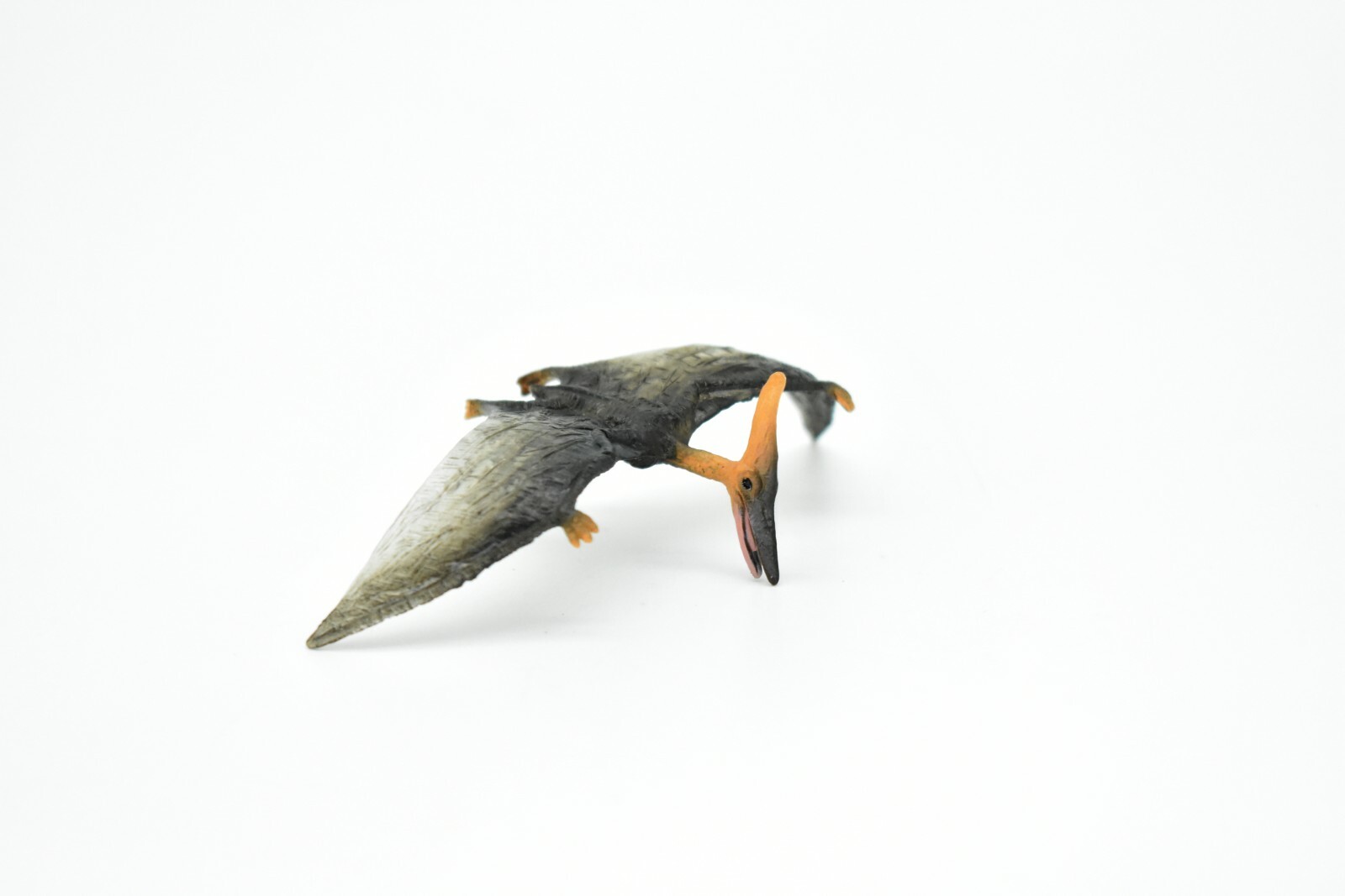 Pteranodon Dinosaur, Very Nice Plastic Replica 3″ F8121-B117