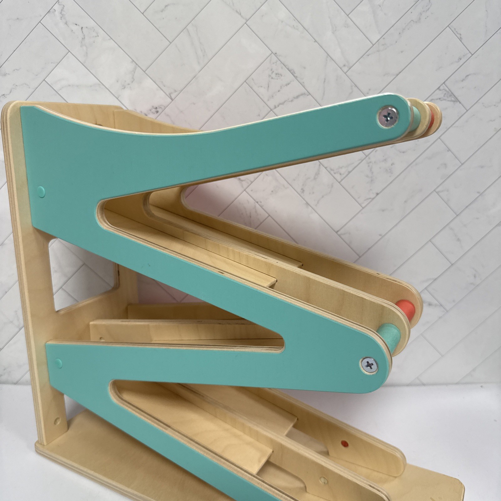 Lovevery Montessori Learning Wooden Race and Chase Toy Ramp w/ 1 car Toddler