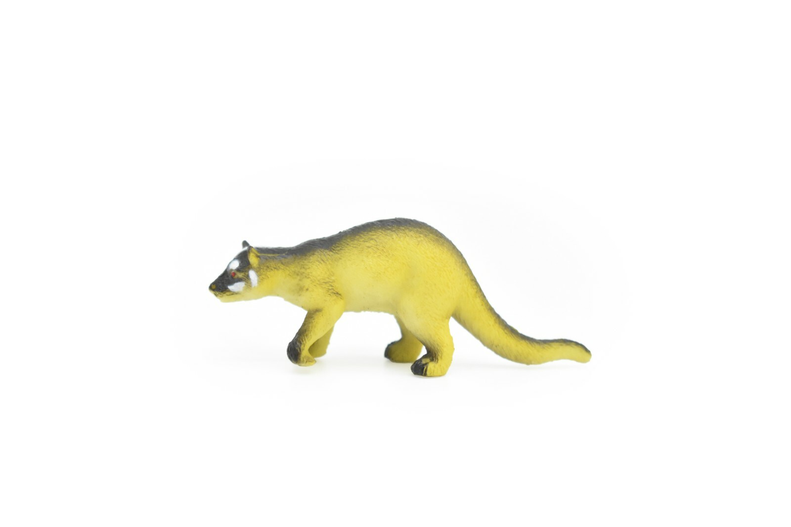 Coati, White Nose Coatimundi Toy Very Nice Plastic Animal, 2 1/2 ” CWG132