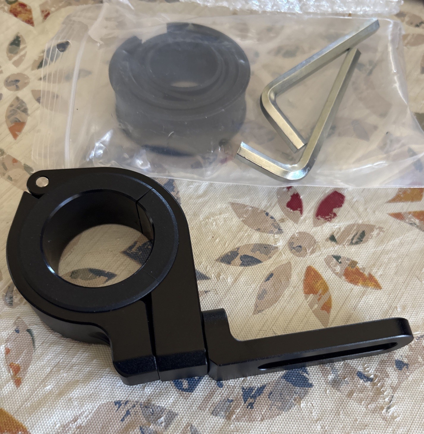 1 Pcs UTV Light Bar Mounts, Sturdy Aluminium Alloy LED Light Mounting Bracket