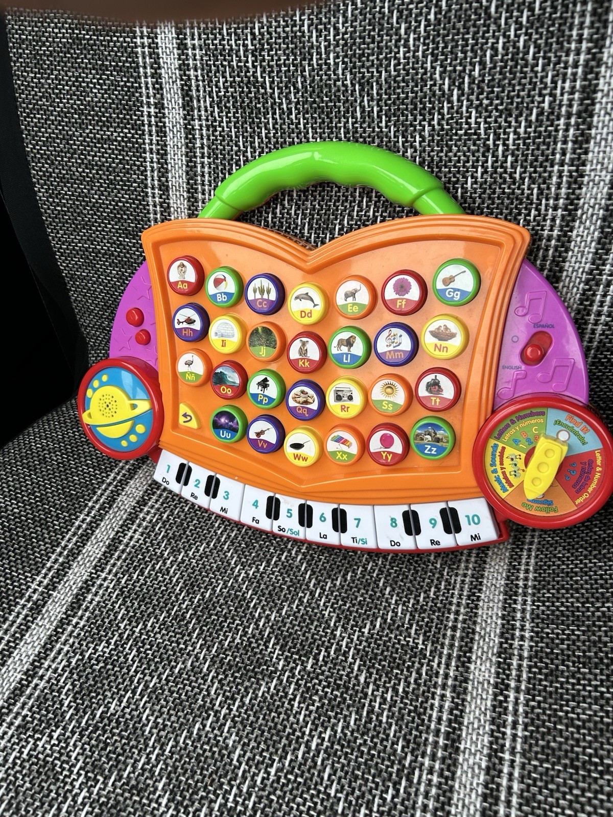 The Learning Journey Electronic Learning ABC Melody Maker English Spanish GUC