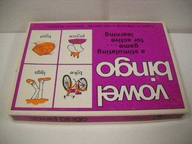 Vintage Trend Vowel Bingo Educational Game With Laminated Cards 1977 Brand New!