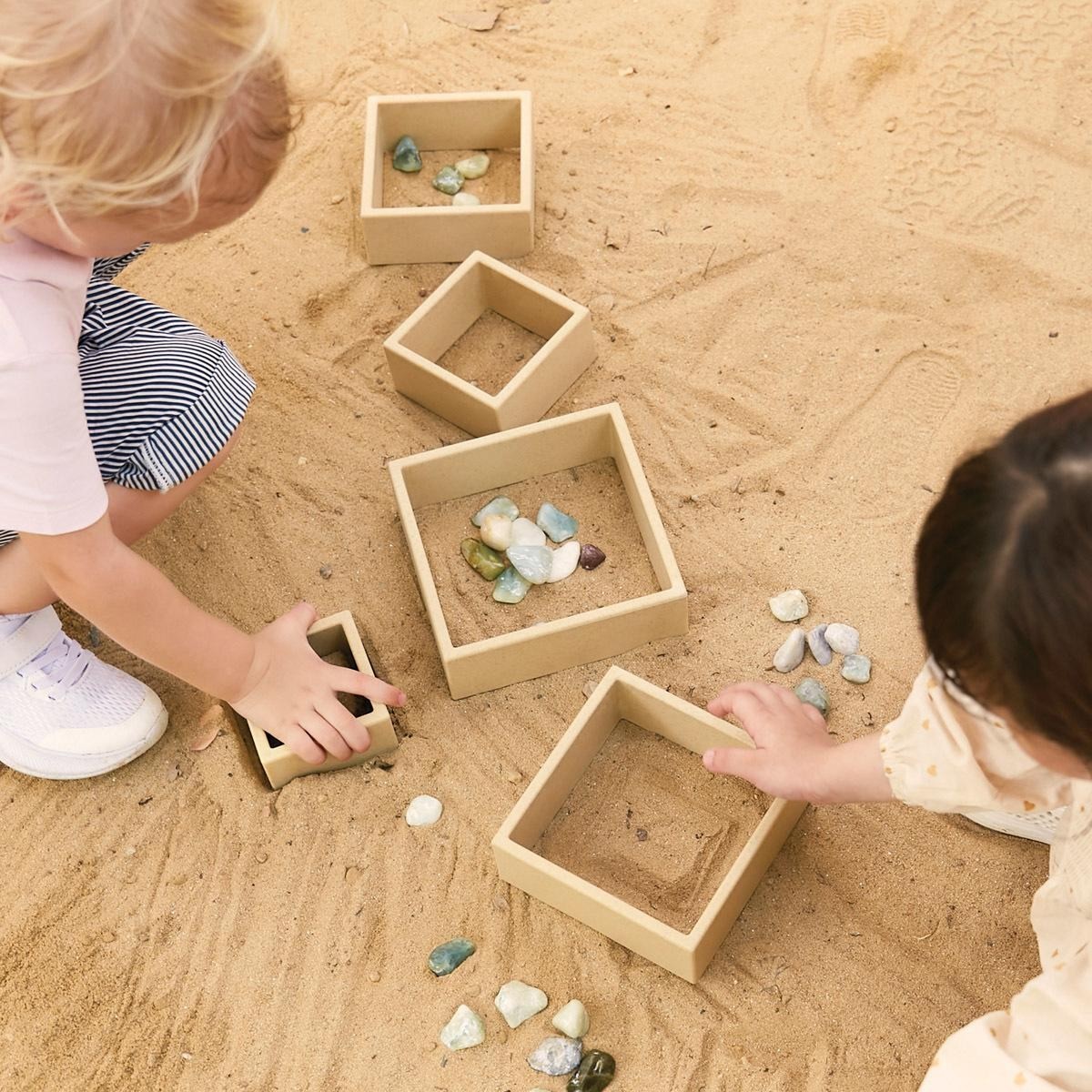 Kaplan Early Learning Discovery Squares – Natural – 6 Pieces