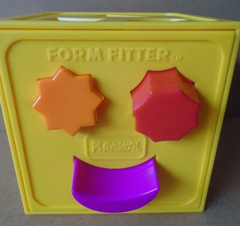 PLAYSKOOL FORM FITTER Shape Selection Toy (18 Shaped pcs.) Educational VTG 1986