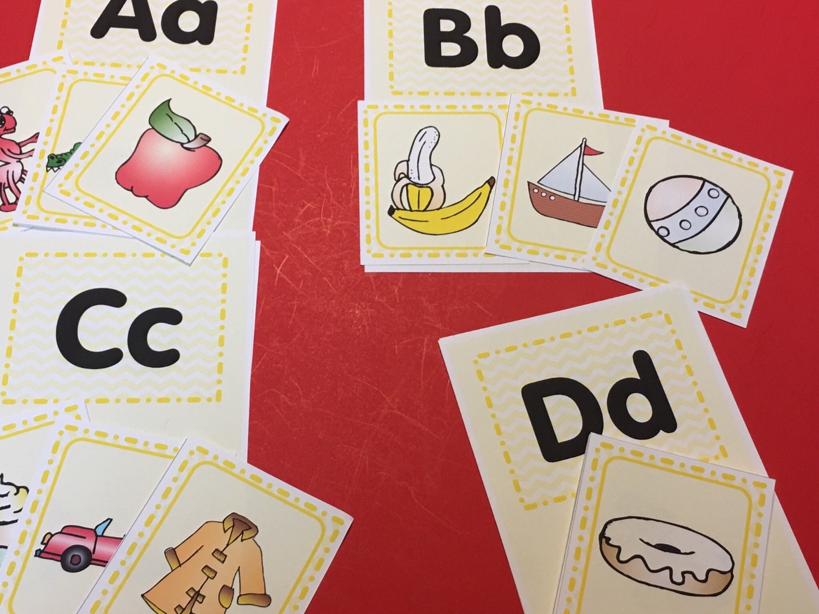 Montessori – Pre-Reading Series – LETTER & PICTURE SOUND SORT