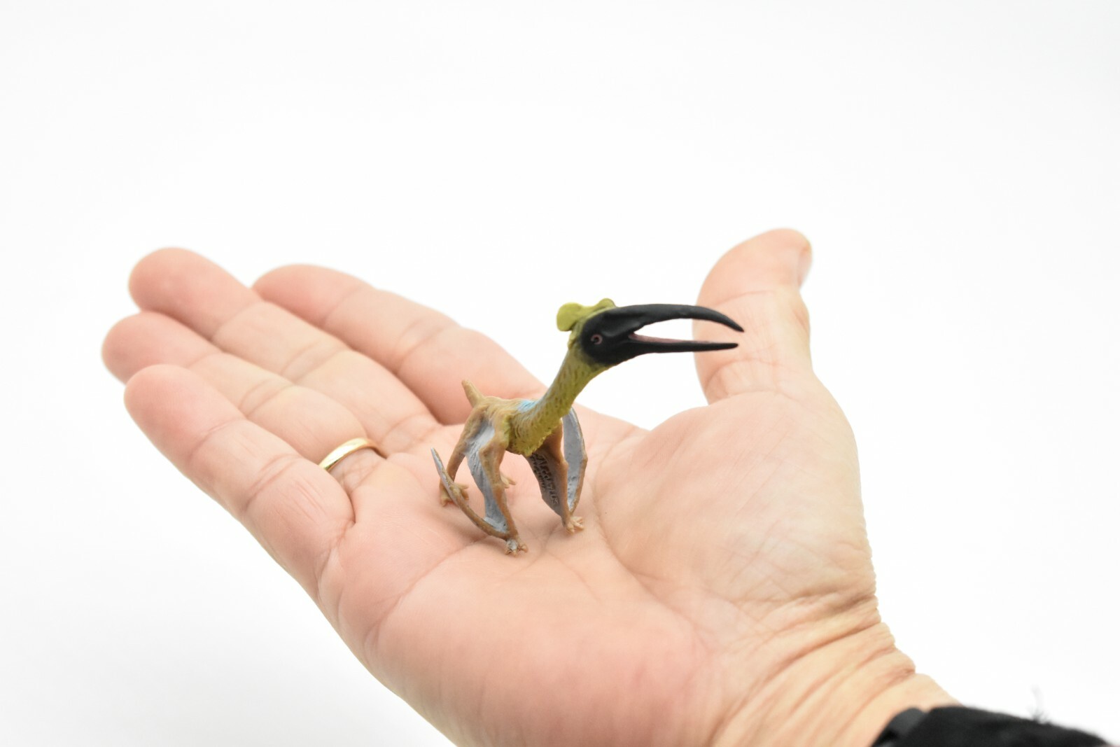 Quetzalcoatlus Dinosaur, Very Nice Plastic Replica 3″ F8103-B117