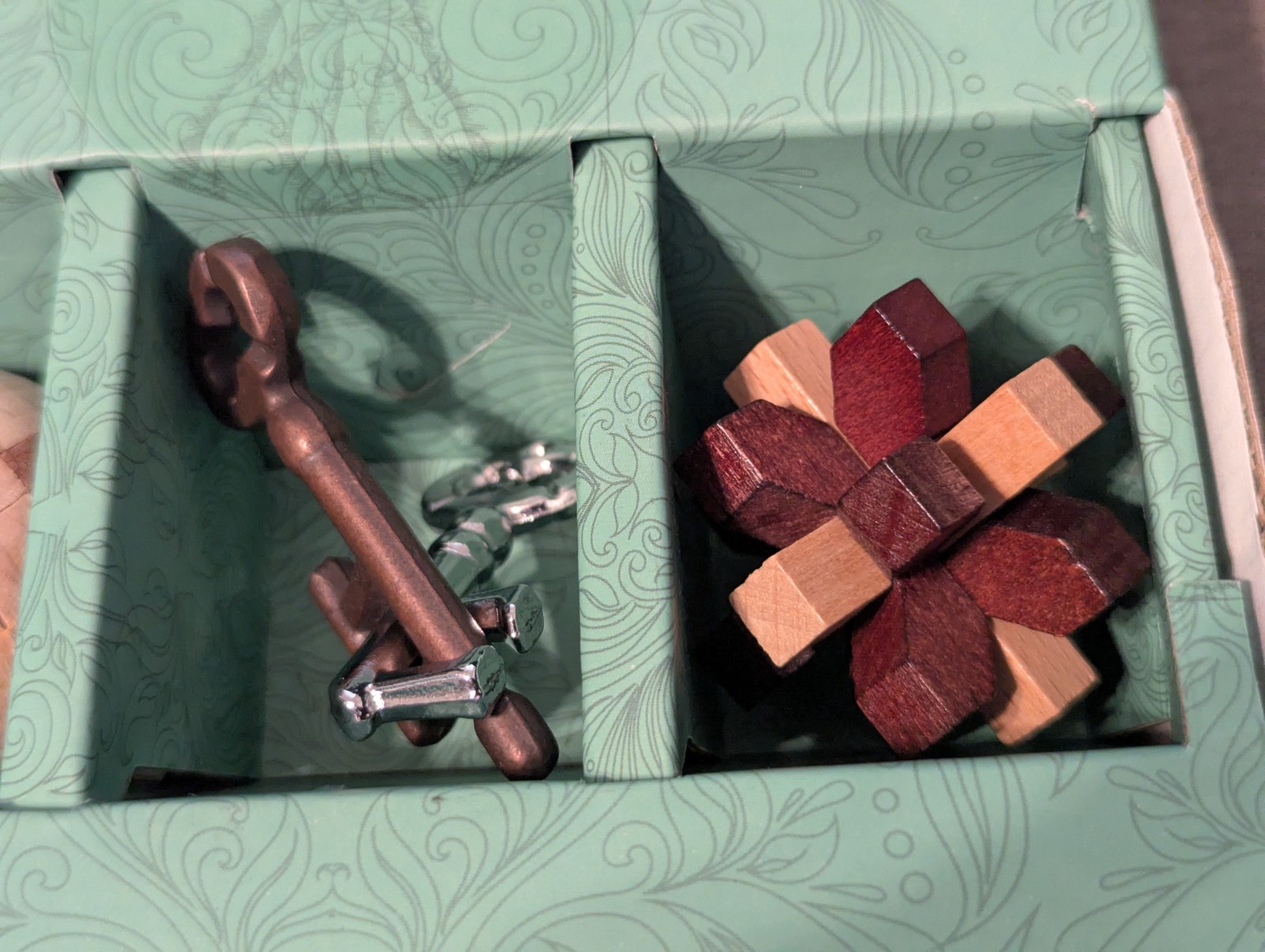 True Genius Ancient Treasures Puzzle Set Wood and Metal Brainteaser Artifact Gif