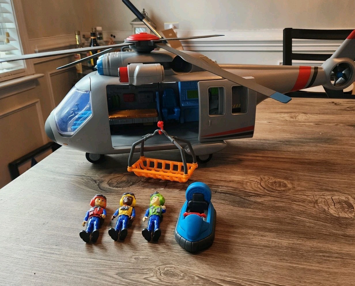 Lakeshore Ready for Takeoff! Adventure Helicopter 3 Figures & Accessories