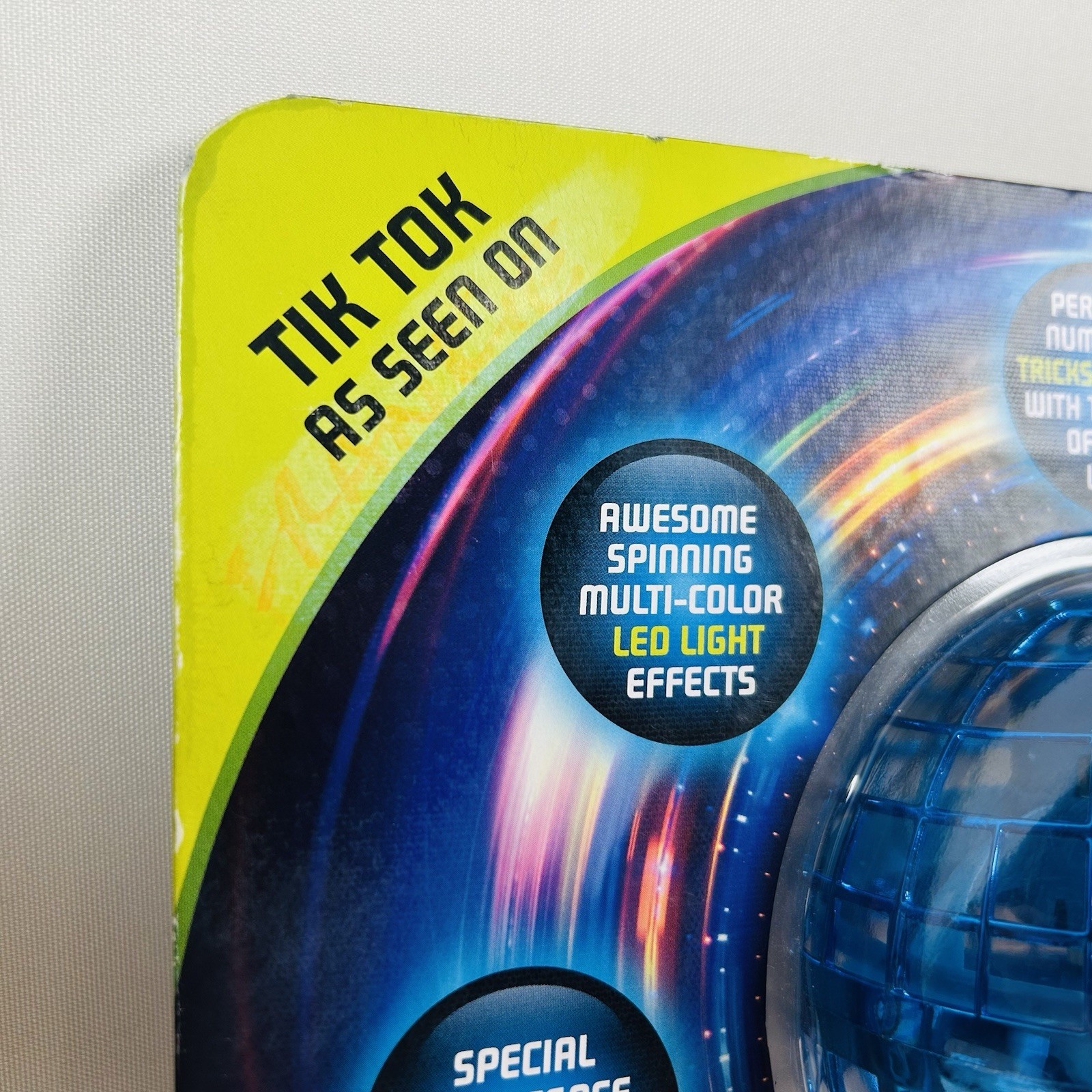 Wonder Sphere Magic Hover Ball Blue STEM Tricks USB LED 6+ – NEW SEALED Tik Tok