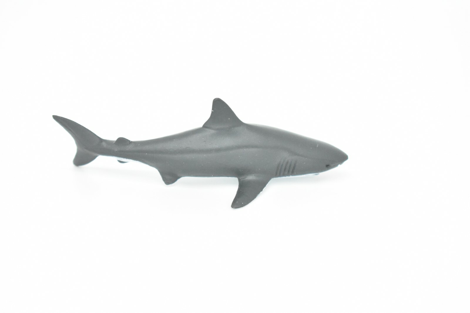 Great White Shark, Very Nice Plastic Replica 3″ – F1010 B118