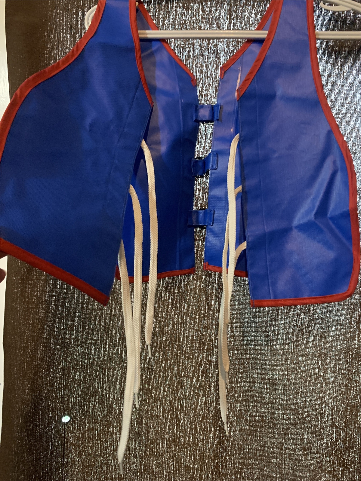 Children’s Dexterity Learning Vest, Learn To Buckle & Tie Strings Unisex # 100
