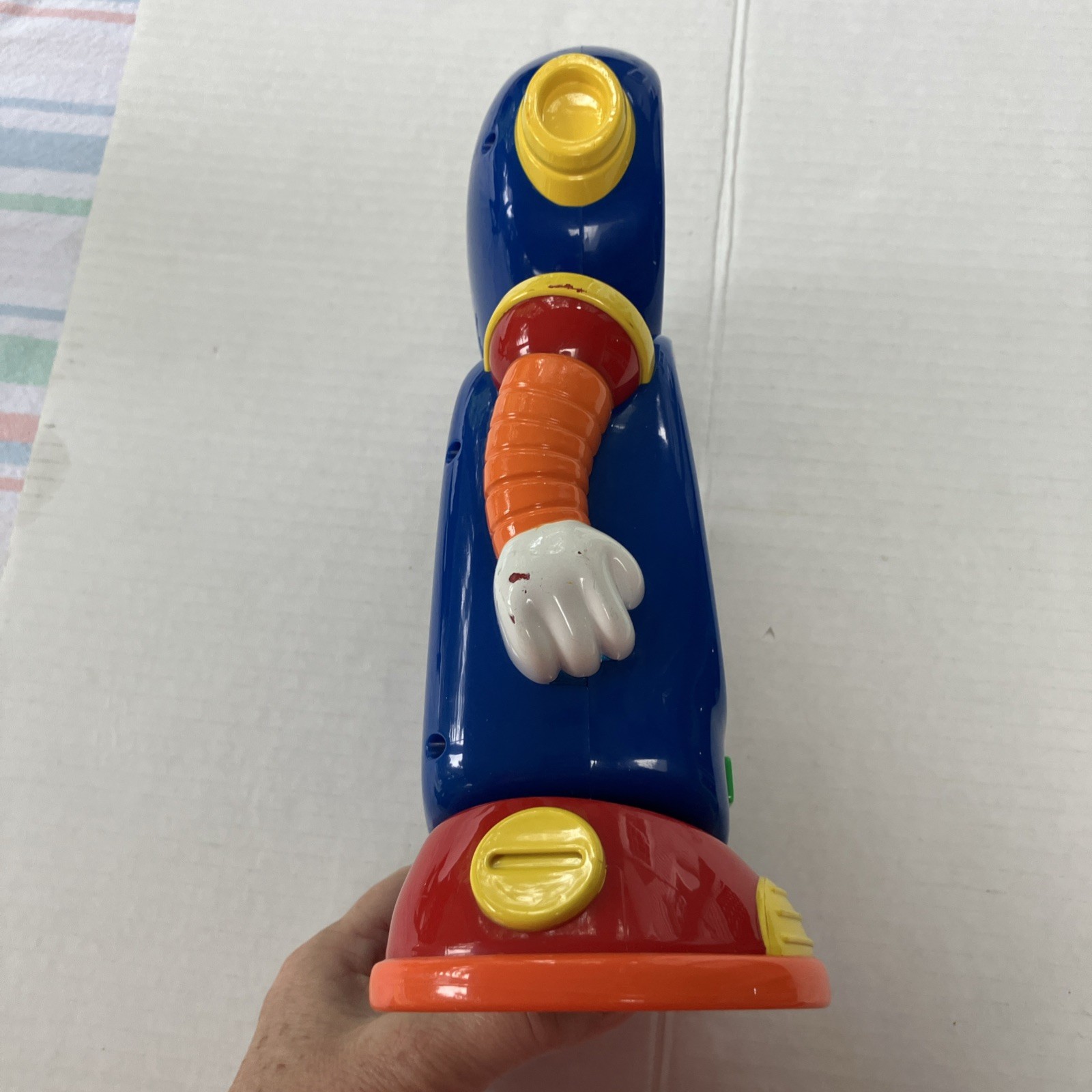 The Learning Journey Touch Learn Phonics Bot. 2014