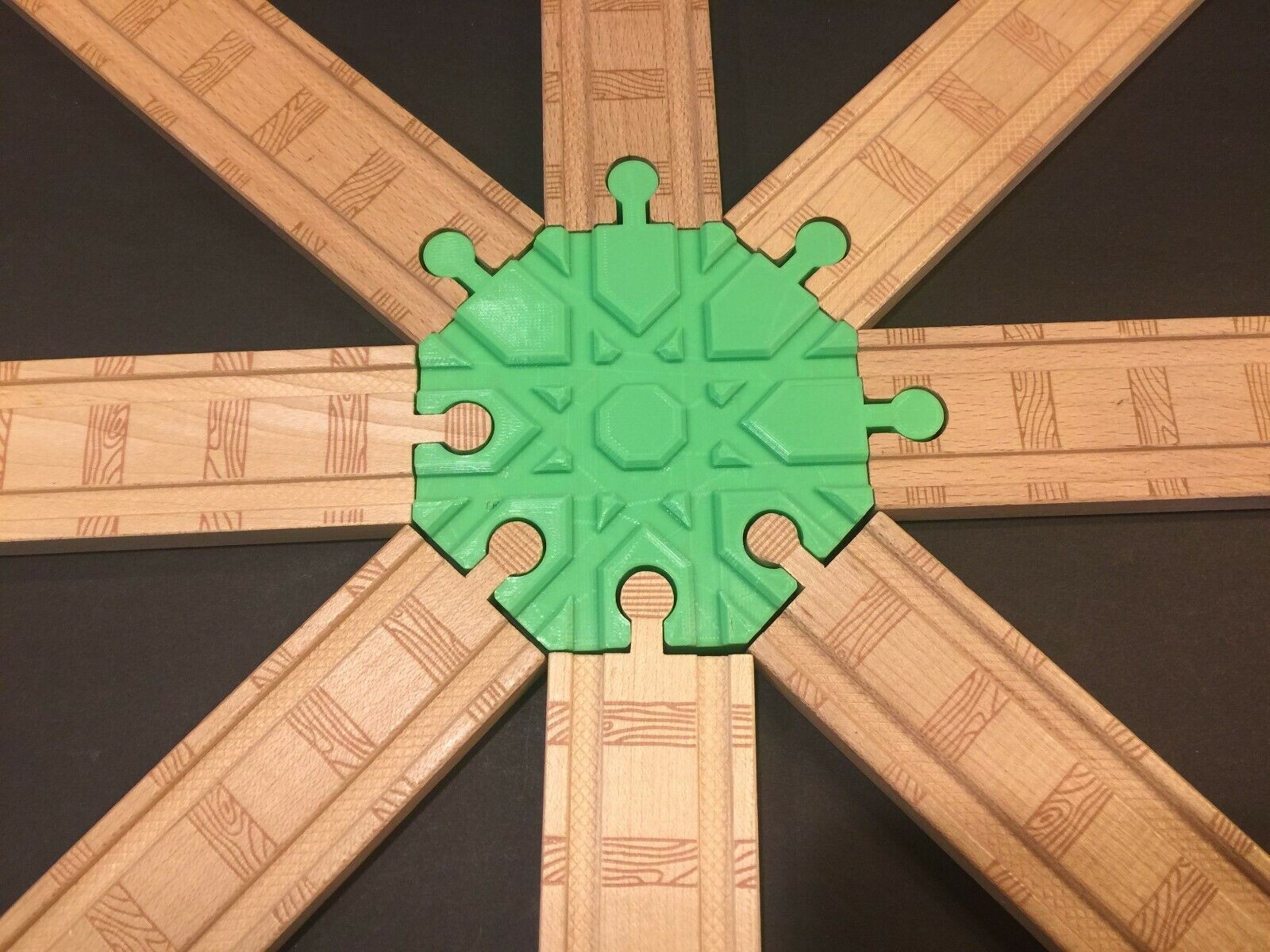 7pc PRO-PACK “The Engineer” Track Adapter Thomas – Brio – IKEA Color: Green