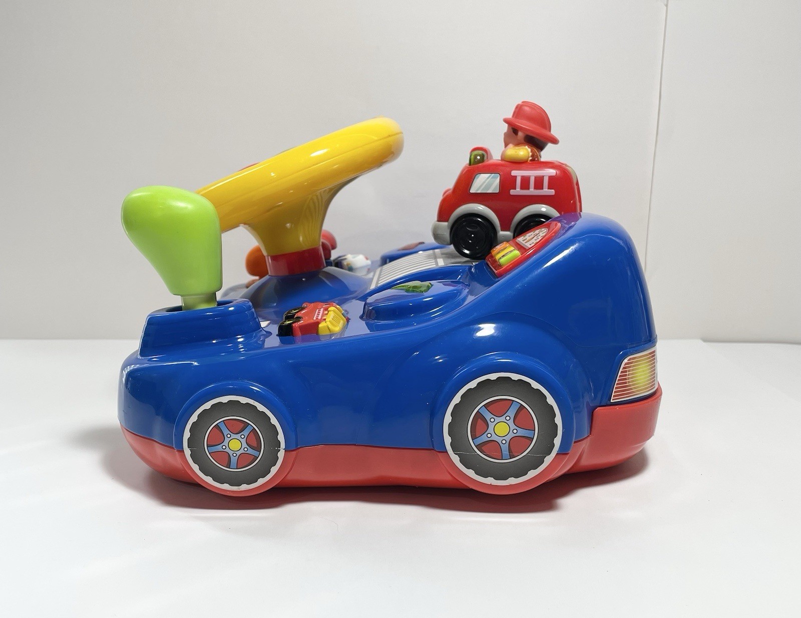 Toys “R” Us Bruin Interactive Steering Wheel and Dashboard, Wacky Sounds Rescue