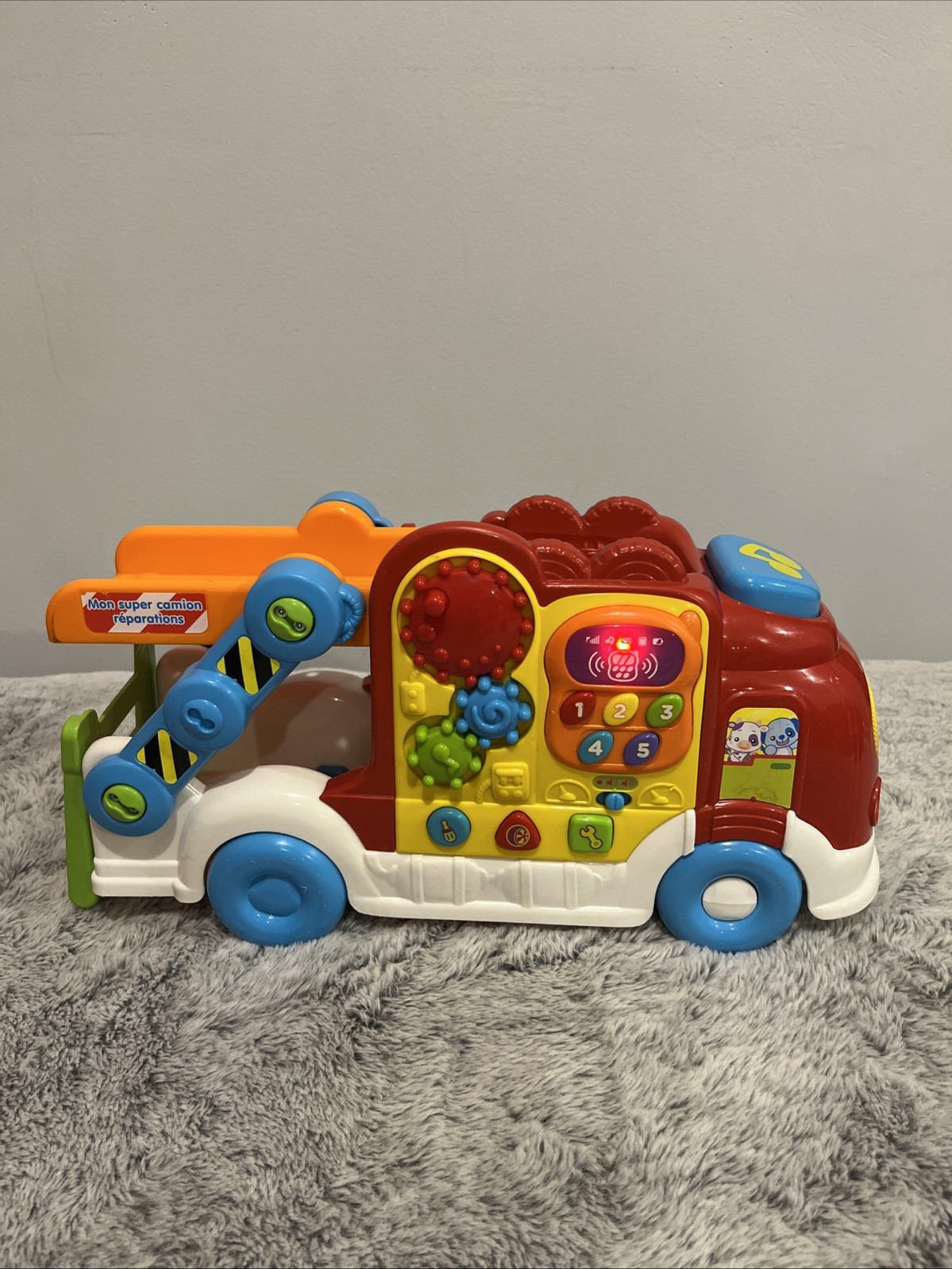 Vtech Super Truck Transporter + Titouan + Leon Tut Tut Bolides Canada French