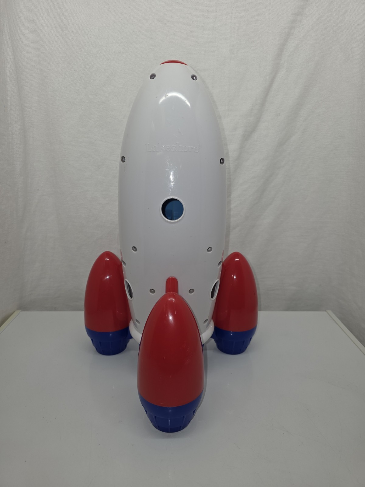Lakeshore Learn Play Explore Rocket Astronaut with 2 Figures Toys