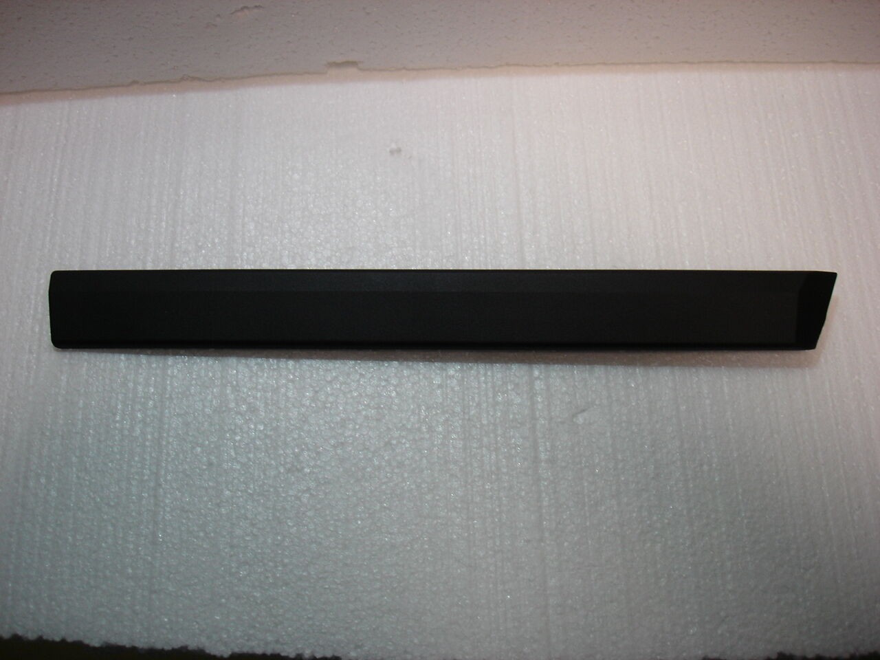 For BMW 5 E34 1988 – 1995 Front Middle Trim Moulding To Fender RIGHT side NEW