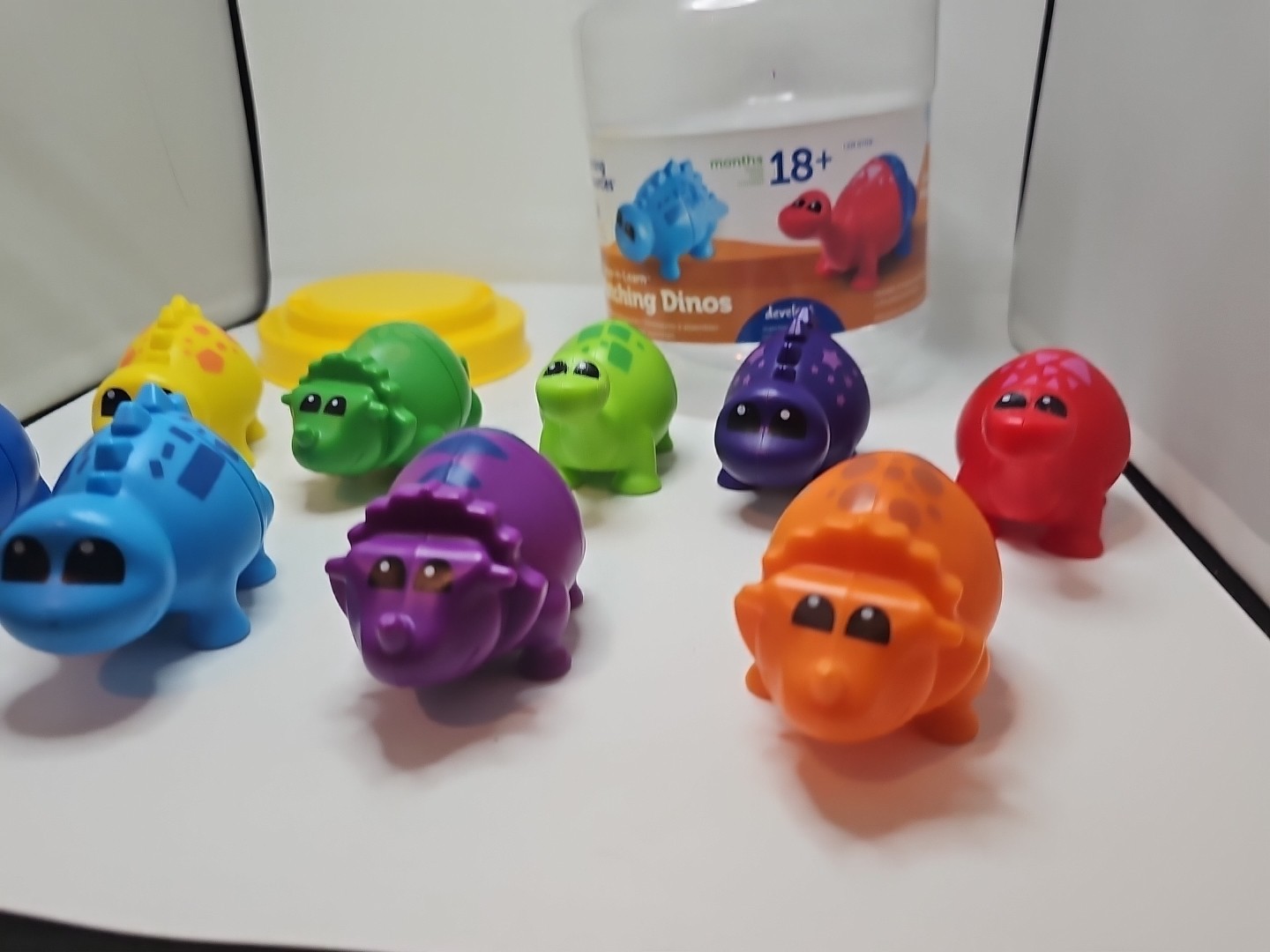 Learning Resources Snap-n-Learn Matching Dinos – 18 Pieces