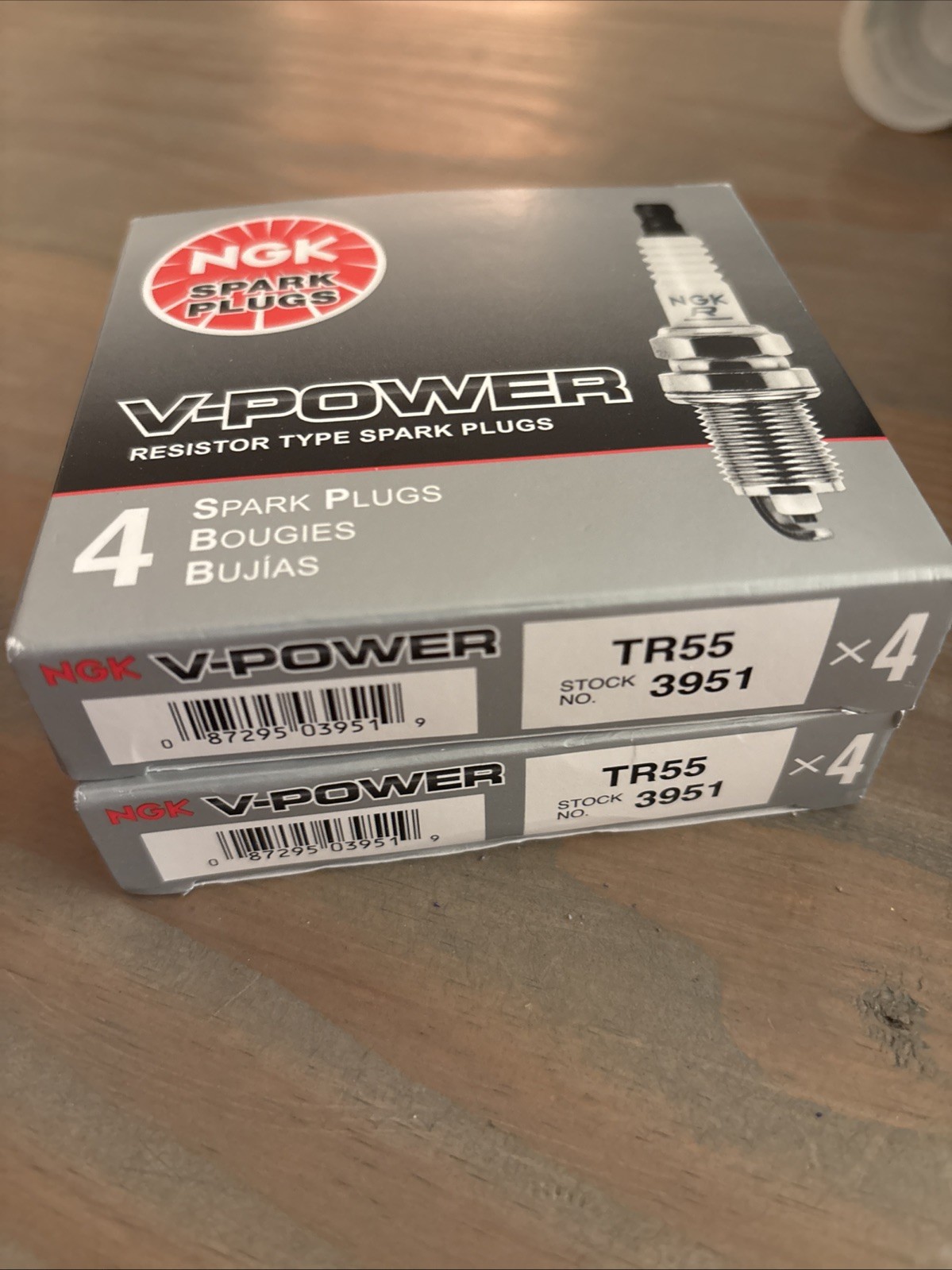 8 Pack NGK 3951 V-Power Spark Plugs for 1997-2010 Ford F-150 4.6L 5.4L V8
