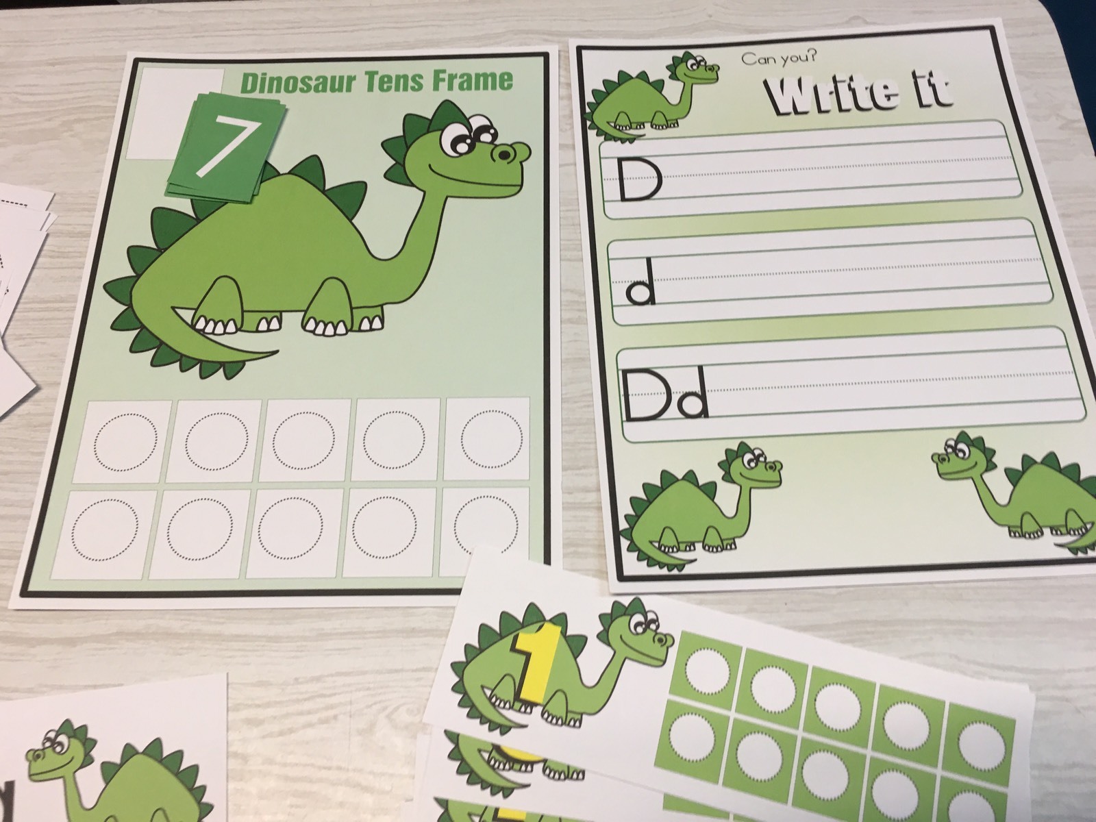 DINOSAUR – THEMED Learning Activities Package -LAMINATED – Teaching supplies