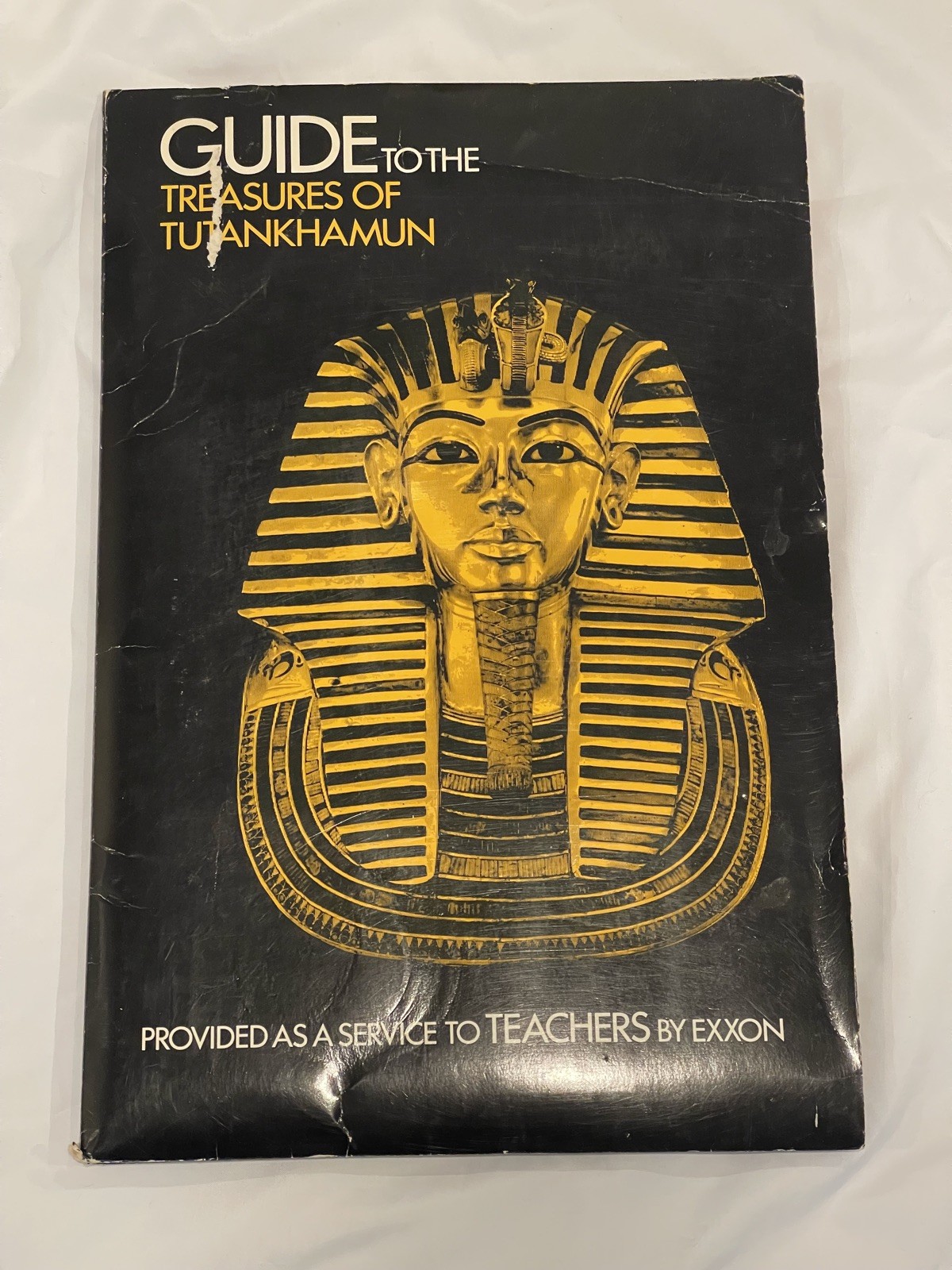 1977 Exxon King Tut Treasures of Tutankhamen Teachers Resource Guide Kit Folder