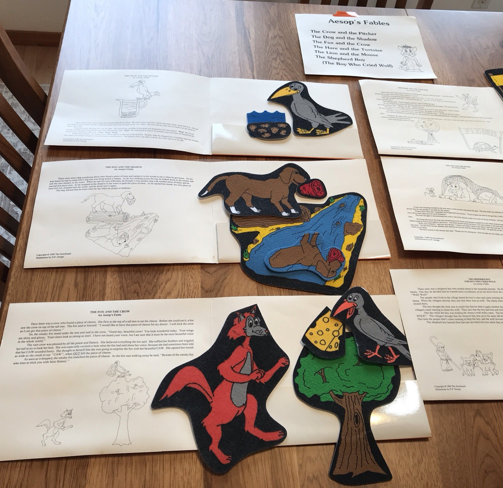 Vintage Felt Storyboard 32 Sets Holiday/Nursery Rhymes/Fables/Fariy Tales