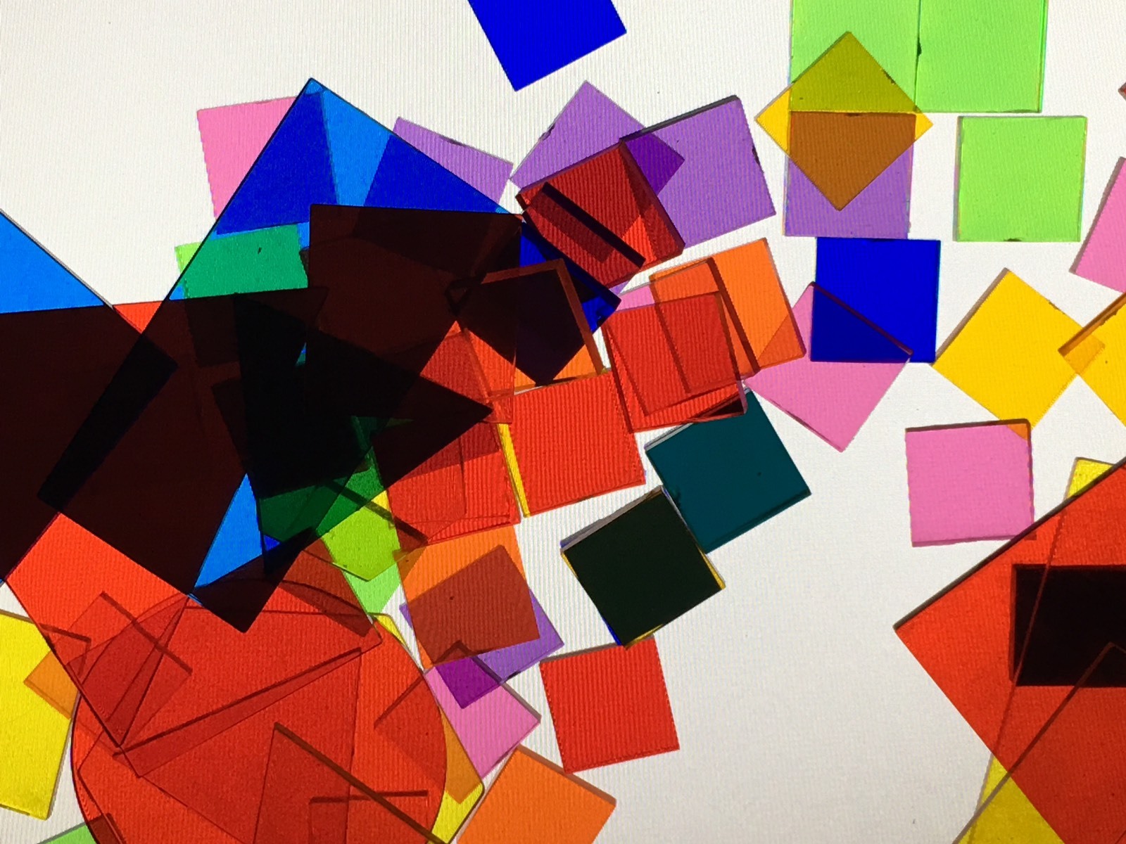 150 Pieces – Light Table Manipulatives multi-color – Teaching Supplies